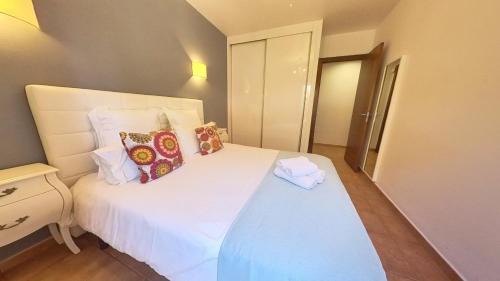 Geafond Apartment | Las Brisas del Mar, by Comfortable Luxury