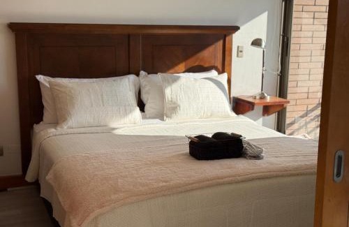 El Golf Apartment | Las Condes Skyline Steps from Parque Arauco