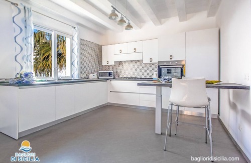 Castellammare del Golfo Villa | LAST MINUTE 3/27 SEP. - WWW.BAGLIORIDISICILIA.COM