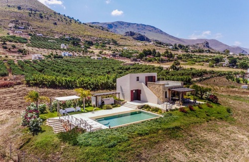 Scopello Villa | LAST MINUTE 1/31 OCTOBER - WWW.BAGLIORIDISICILIA.COM