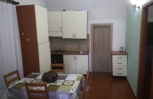 Ischia Porto Apartment | LAST MINUTE LAST WEEKS OF JULY - MINI APARTMENT IN ISCHIA PORTO