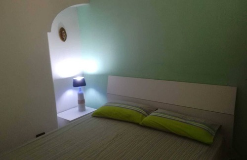 Ischia Porto Apartment | LAST MINUTE LAST WEEKS OF JULY - MINI APARTMENT IN ISCHIA PORTO