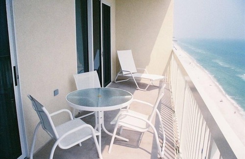 Miramar Beach Condo | LAST MINUTE SPECIAL WEEK OF SEPT 27 -FREE BEACH SERVICE