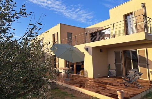 Marine de Davia House | Last Minute💫 Superb New Villa 2025 Sea view, swimming pool, beaches on foot