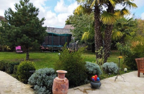 La Chapelle la Reine House | Latelier Avec Jardin, Piscine, Jacuzzi !