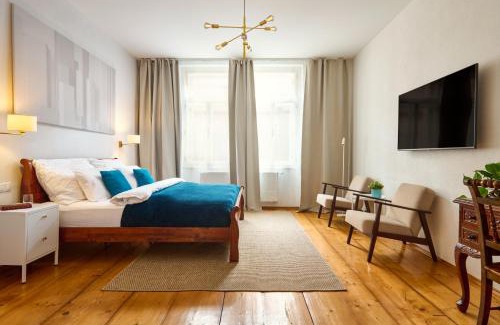 Cesky Krumlov House | Latran House 71 by KH