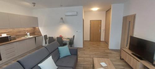 Samorin Apartment | Laura Apartman & private parking