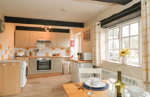 Osmington Mills Cottage | LAUREL COTTAGE, pet friendly, character holiday cottage in Osmington