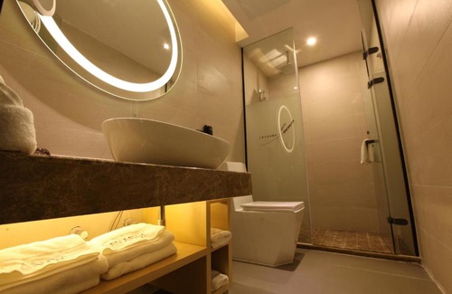 Jiangning Hotel | Lavande Hotels·Nanjing Wanda Plaza Tianyin Avenue
