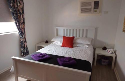 Lightning Ridge House | Lavender Cottage - At home in Lightning Ridge