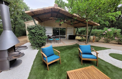 Quissac House | - Lavender Cottage -