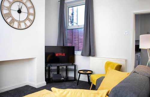 Selby House | Lavender Stay - Willow House s, WiFi, 5 Guests
