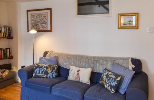 Lavenham House | Lavenham Red Brick Cottage