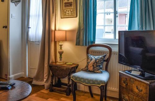 Lavenham House | Lavenham Red Brick Cottage