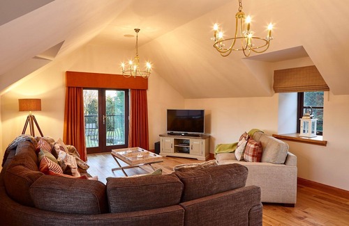 Radernie House | Lavish and Classic Retreat in St. Andrews