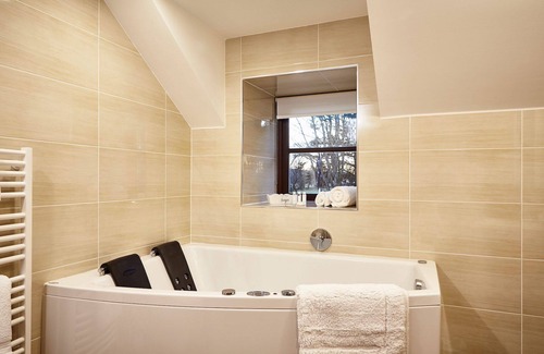 Radernie House | Lavish and Classic Retreat in St. Andrews