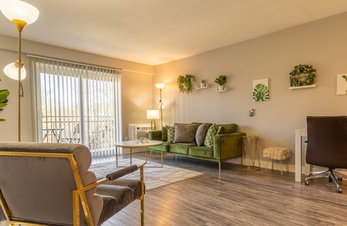 Crabtree Apartment | Lavish One Bedroom Oasis | Balcony Views | Pets Welcome!