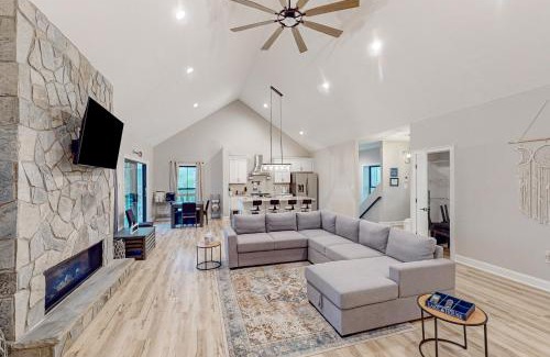 Wirtz House | LaWi Lakehouse