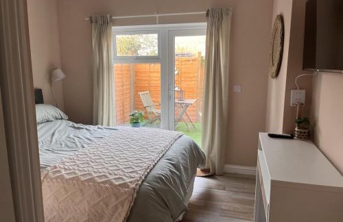 Tiddington Apartment | Lawson Lodge