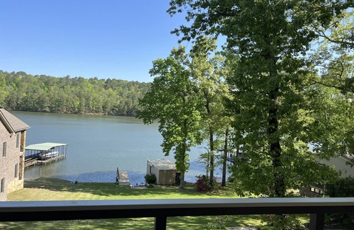 Hot Springs House | Lazy Daze on Lake Hamilton