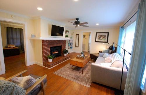 Hayesville House | Lazy Hiker, Take Two