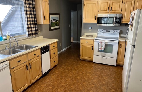 Cameron House | Lazy K on the Madison River