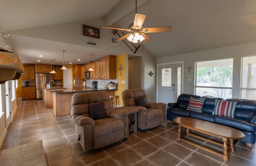 Uvalde County House | Lazy S - NEW to our portfolio
