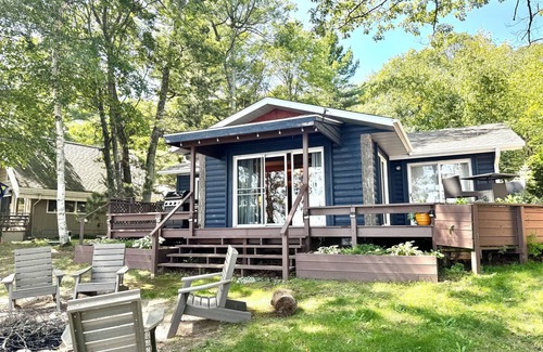 Northwoods Beach Cabin | LCO Lakefront Cabin - Discounted for the Fall, Winter, & Spring