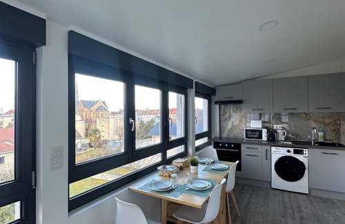 Riedisheim Apartment | * Le 13 * Nouveau T3 rénové au calme belle vue