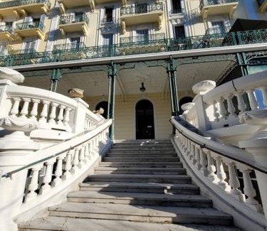 Aix-les-Bains City Center Apartment | Le Beau Site