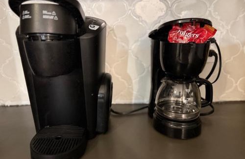 Old Aurora House | Le Belle - 4 Bdrm with Pool Table - Pet Friendly