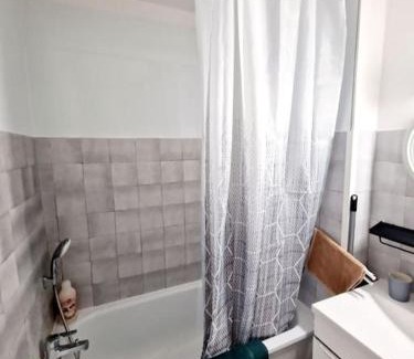 Besancon Apartment | "Le Bisontin", studio cosy au calme, proche de la gare