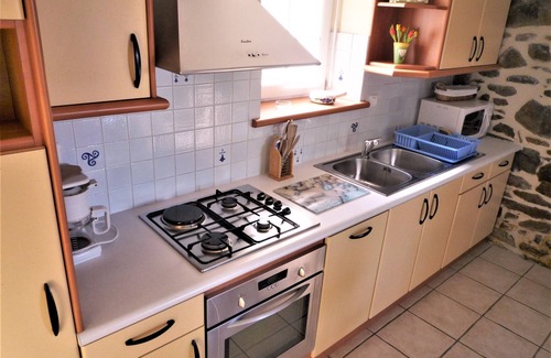 Scrignac Cottage | LE BUIS Small character gîte in the Monts d'Arrée mountains
