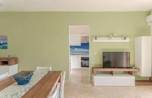 Roccalumera Apartment | "LE CASETTE DI FLAVIA: Oasi Marina" House facing the sea. 100 mt from highway.