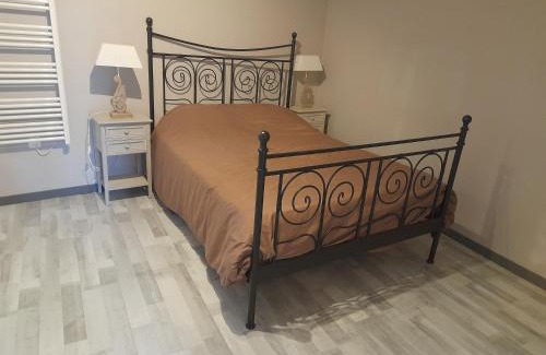 Creancey Apartment | le chêne