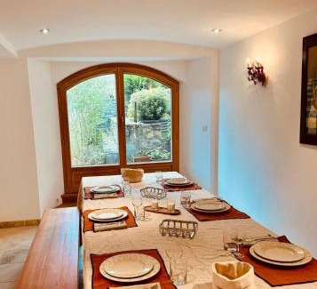 La Salle-les-Alpes Ski Chalet | Le chalet du Bez