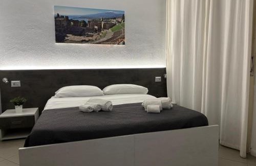 Picanello-Ognina-Barriera-Canalicchio Bed & Breakfast | Le Ciminiere Rooms