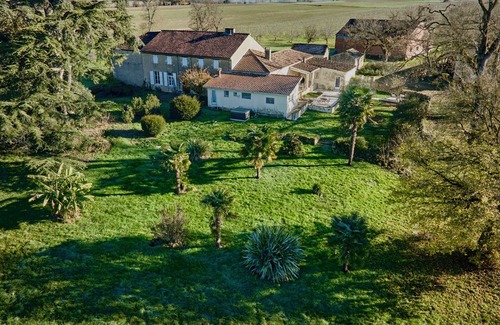 Maignaut-Tauzia House | Le Clos Boissière - Cosy gîte with swimming pool in the heart of the Gers