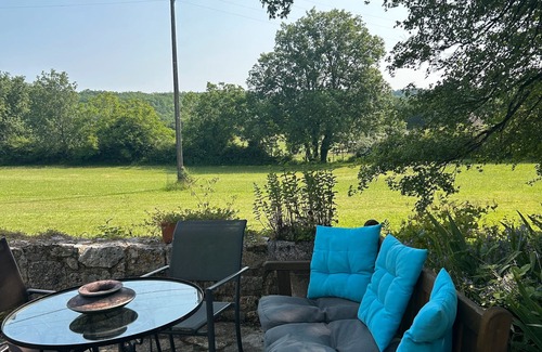 Montaigu-de-Quercy House | Le Clos des Fées – Spacious Holiday Home with Garden in Montaigu-de-Quercy