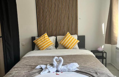 Fauvillers House | Le Clos fleuri