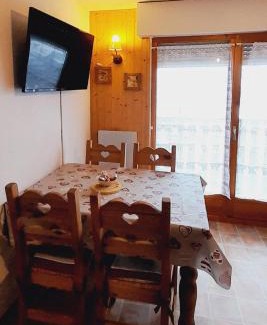Thollon-les-Memises Apartment | Le coeur des Memises