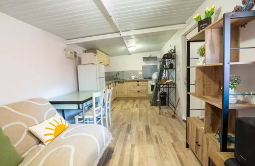 Le Grau-dʼAgde Ski Chalet | Le Coin du Gecko - Simplicity & Charm