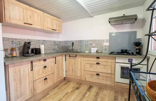 Le Grau-dʼAgde Ski Chalet | Le Coin du Gecko - Simplicity & Charm