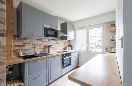 Sevres Apartment | Le Colombier - Balcony, Parking, Seine Musicale