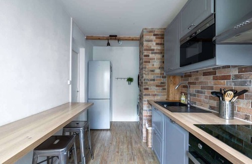 Sevres Apartment | Le Colombier - Balcony, Parking, Seine Musicale