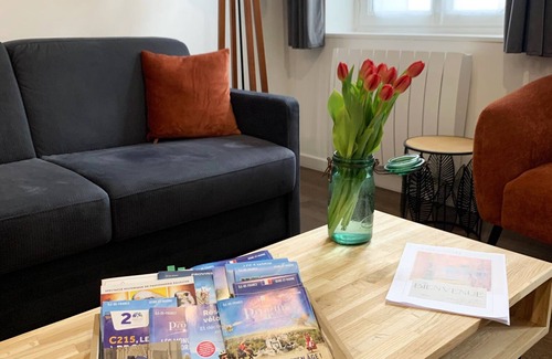 Provins Apartment | Le Constantin Charm & Comfort in the City Center