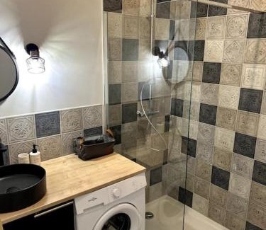 Cessenon-sur-Orb Apartment | Le Cosy Grenier de Pauline et Flo