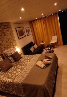 Route d'Arles Apartment | LE COSY Joli F2 proche gare, Arénes avec terrasse privée