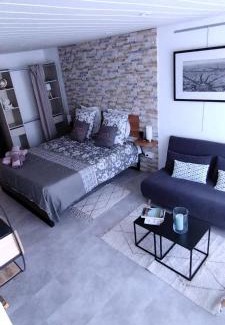 Route d'Arles Apartment | LE COSY Joli F2 proche gare, Arénes avec terrasse privée