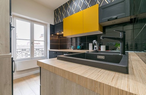 Old Town Apartment | Le cote d'or- Au cœur du centre ville avec garage - SR Loc